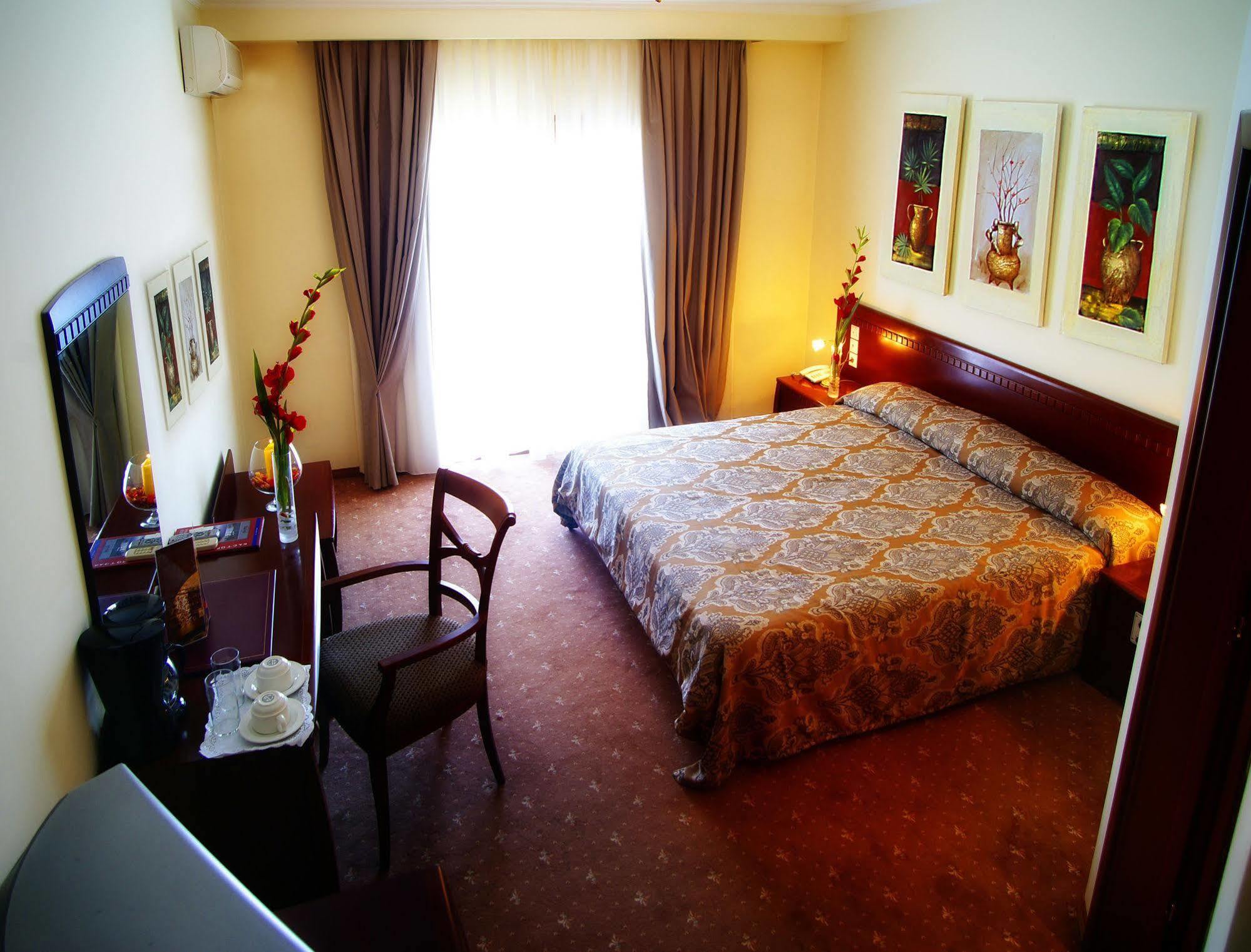 Hotel Nostos Kastoriá Eksteriør bilde